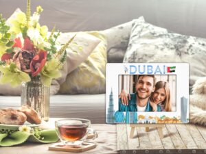 Perfect Gifts for Him and Her: Personalized Photo Frames Dubai & Greeting Card Delivery Dubai