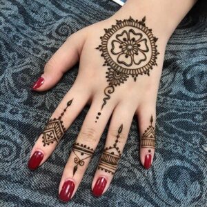 Henna Art in Dubai
