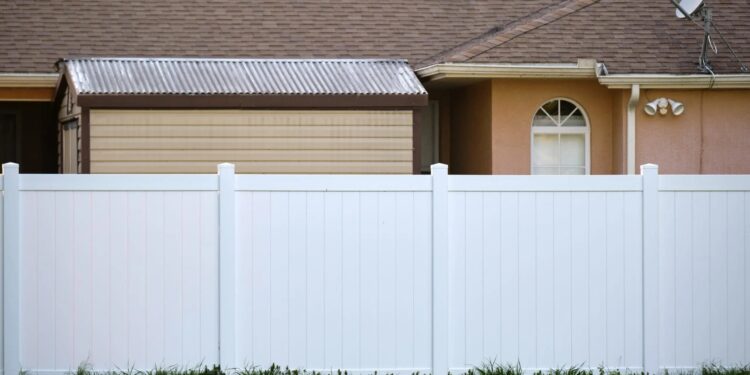 Why Is Vinyl Fencing the Best Option for Your Property?