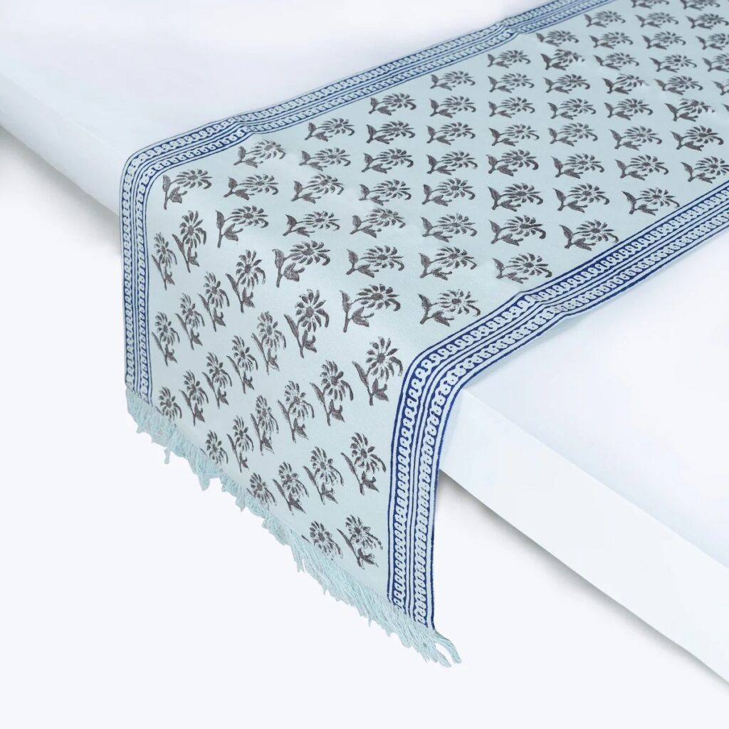 dining table runner
