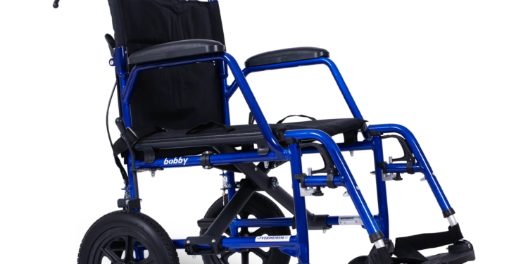 Foldable wheelchair