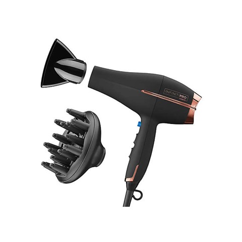 Define wavy hair with hair diffuser
