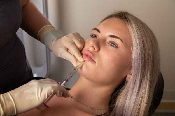 emergency dentist in Inverness