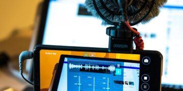 mobile video editing