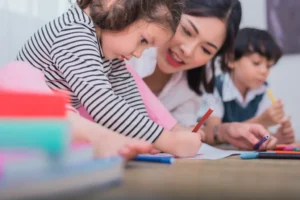Formation préscolaire Suisse : préparer les éducateurs de demain