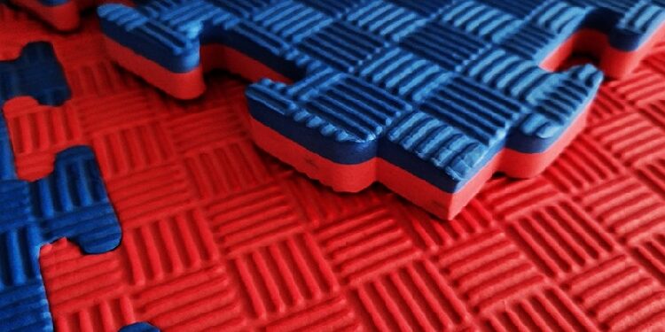 Trajna Gumena Podloga za Sve Površine – Idealna za Vežbanje i Industriju